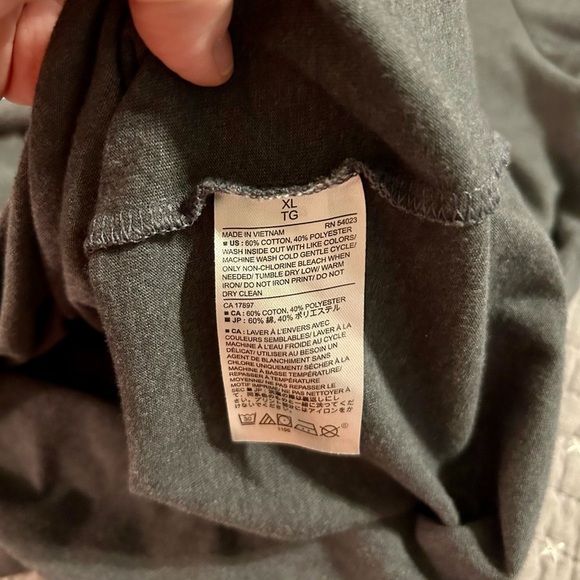 Banana Republic Women’s Long Sleeve Tee w/ Bicycle Graphic Charcoal Gray Size XL - Picture 5 of 5